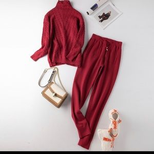 Warm and cozy 50% wool 2 piece set.